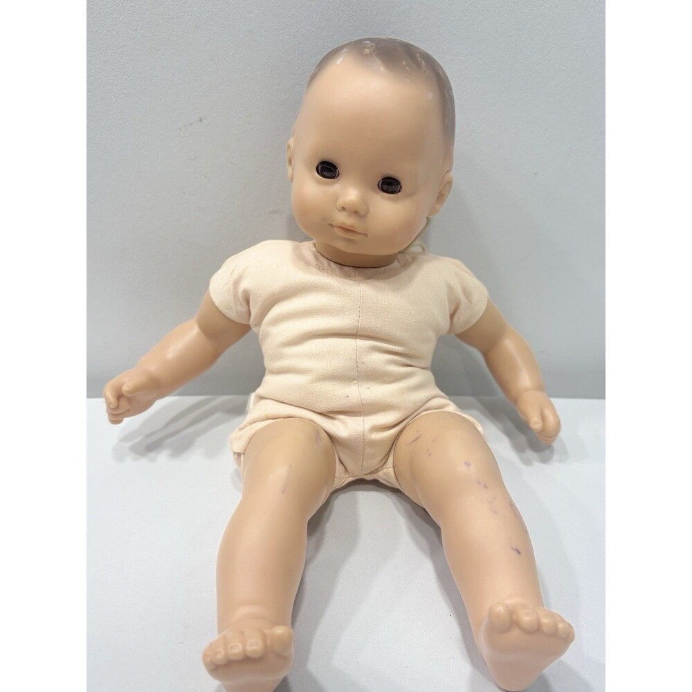 American Girl Bitty Baby Doll Pleasant Company Dark Eyes 24H9 Dark Hair Pleasant